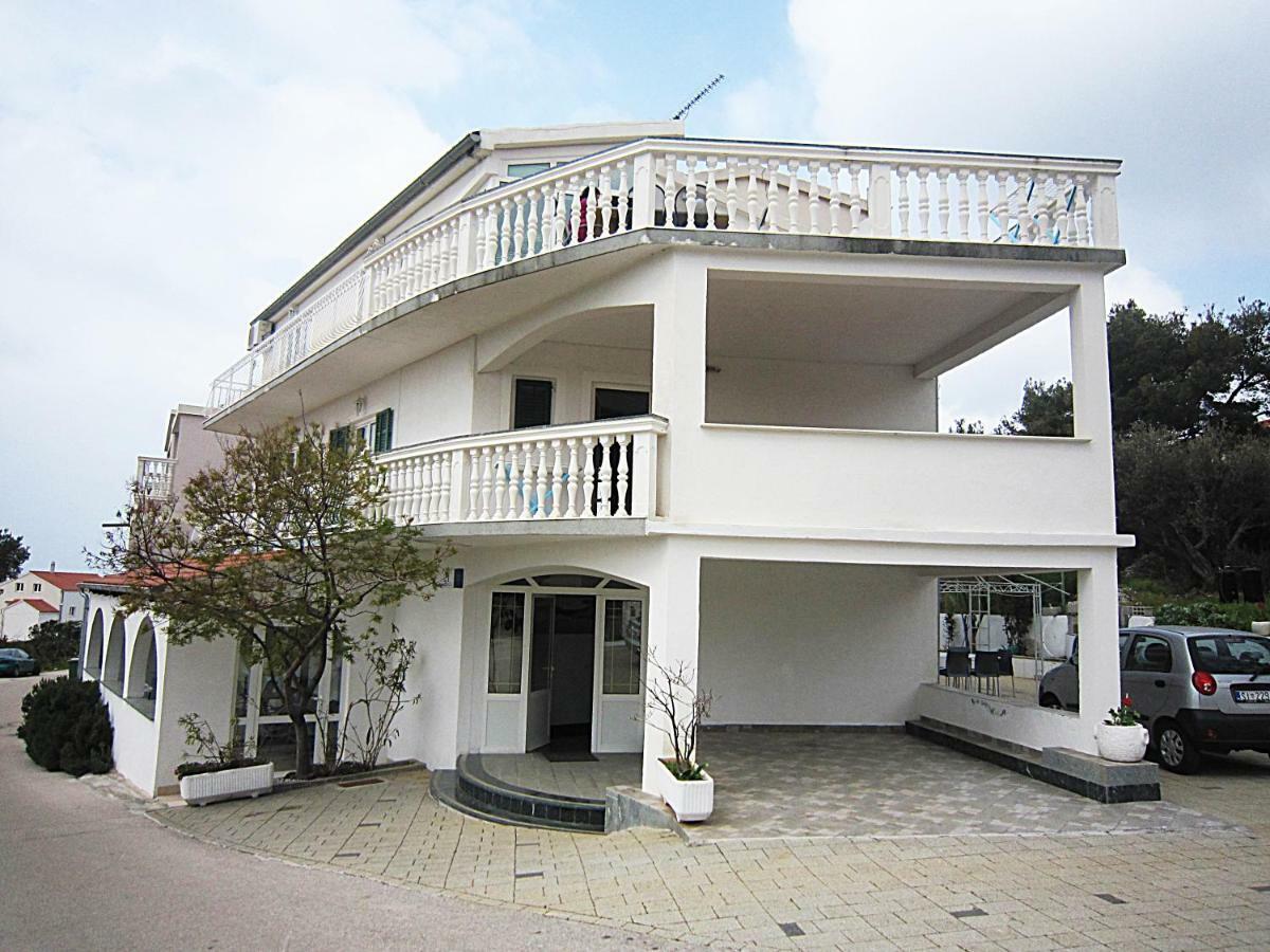 Apartment House Berry Primošten Exterior foto